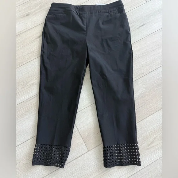 NWT Chico’s Slimming Brigitte Slim Leg Pants Size 14 - Picture 2 of 8